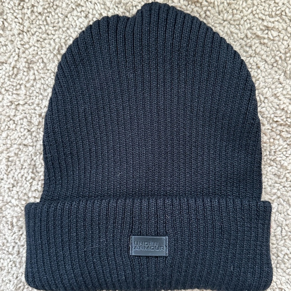 Under Armour Black Knit Ponytail Beanie